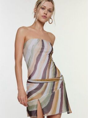 Brand New with Tag Motel Kevsra belted bandeau mini dress